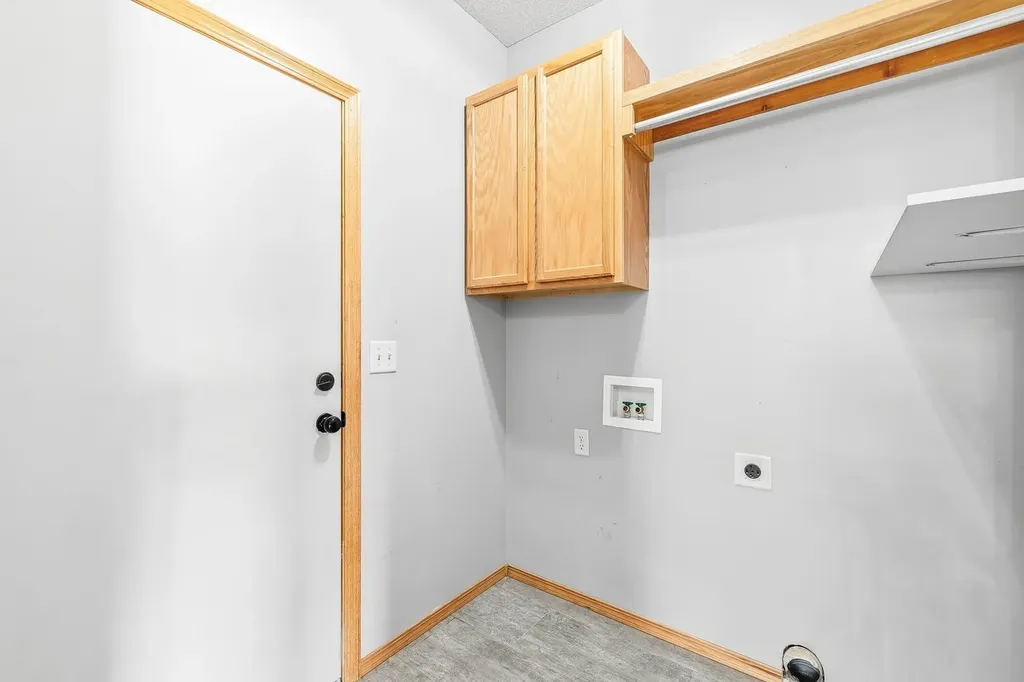 1755 W Saddle Brooke Haysville KS 67060