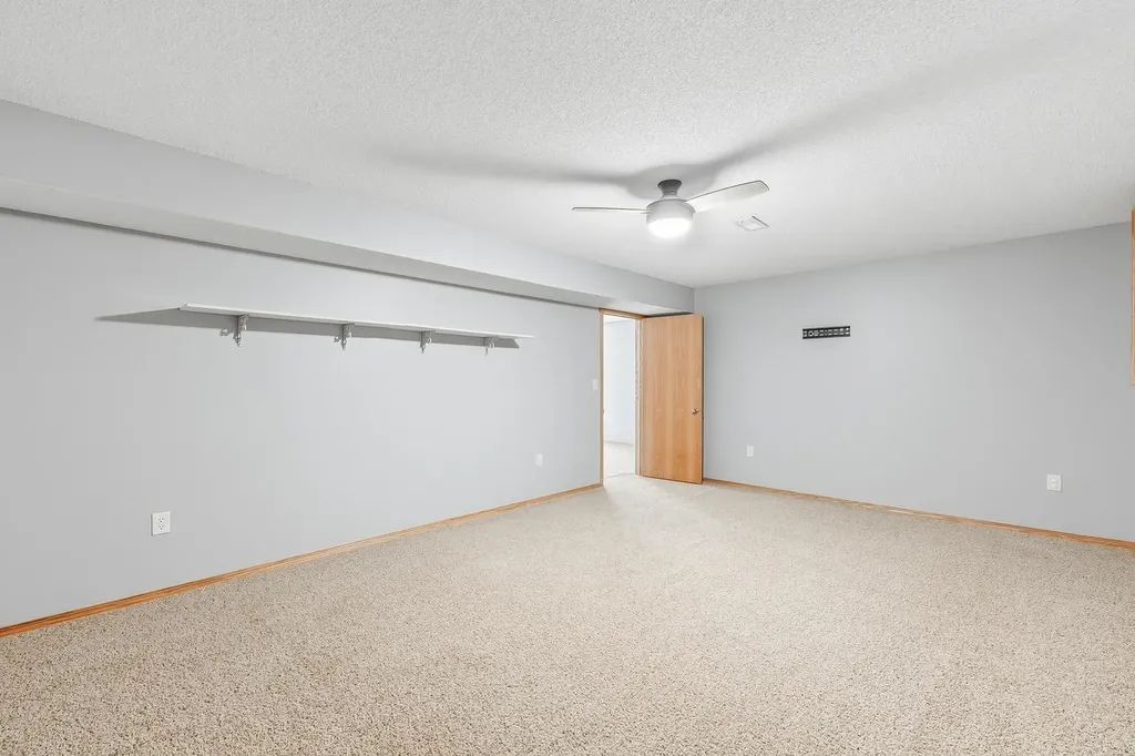 1755 W Saddle Brooke Haysville KS 67060