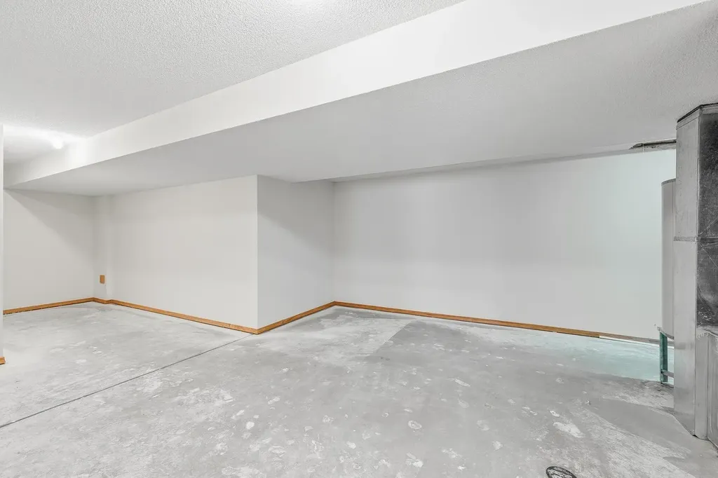1755 W Saddle Brooke Haysville KS 67060