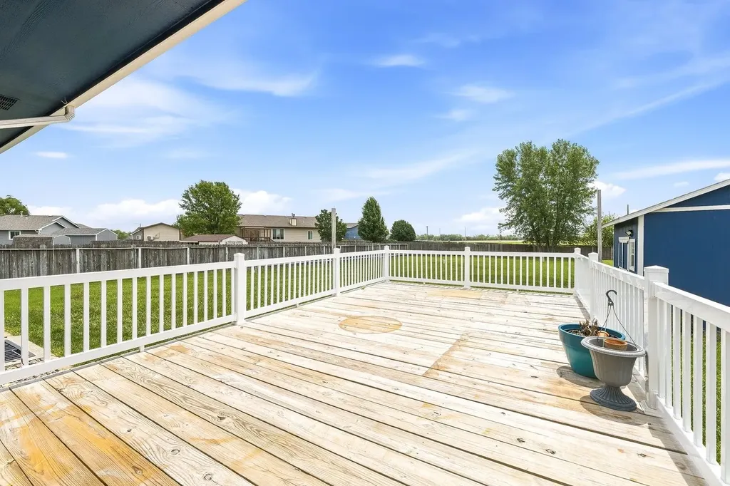 1755 W Saddle Brooke Haysville KS 67060