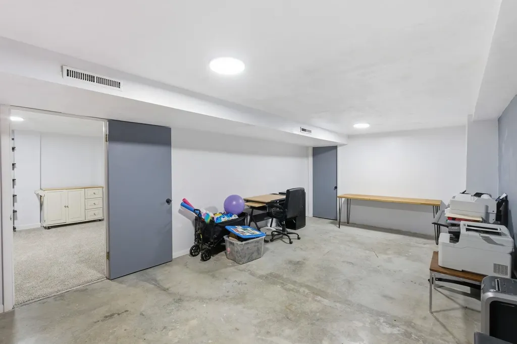 421 N Rose Hill Road Rose Hill KS 67133