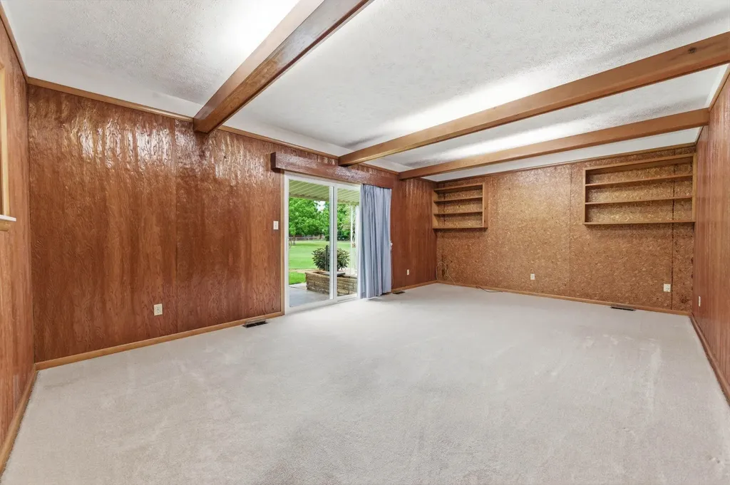 6101 S Ellis Wichita KS 67216