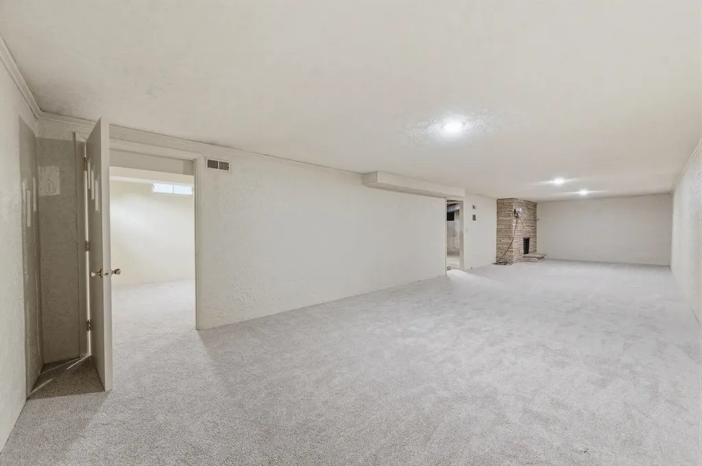 6101 S Ellis Wichita KS 67216