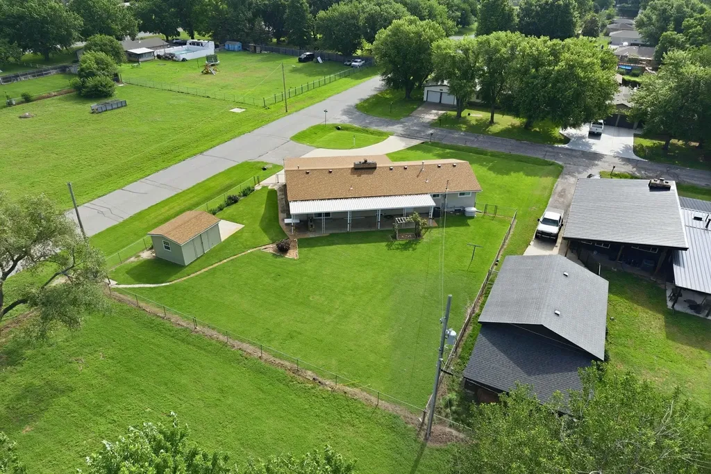 6101 S Ellis Wichita KS 67216