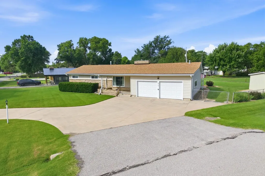 6101 S Ellis Wichita KS 67216
