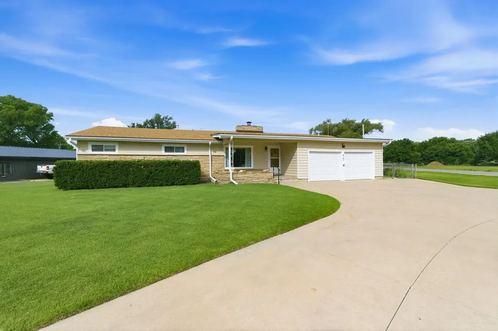 6101 S Ellis Wichita KS 67216