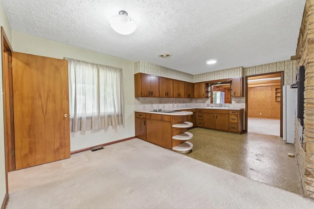6101 S Ellis Wichita KS 67216