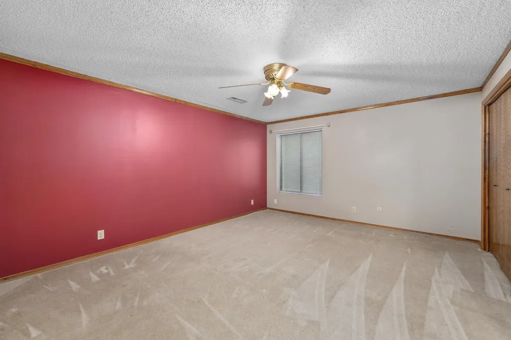 213 S Cardington Street Wichita KS 67209-4109