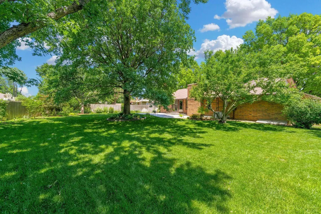 213 S Cardington Street Wichita KS 67209-4109