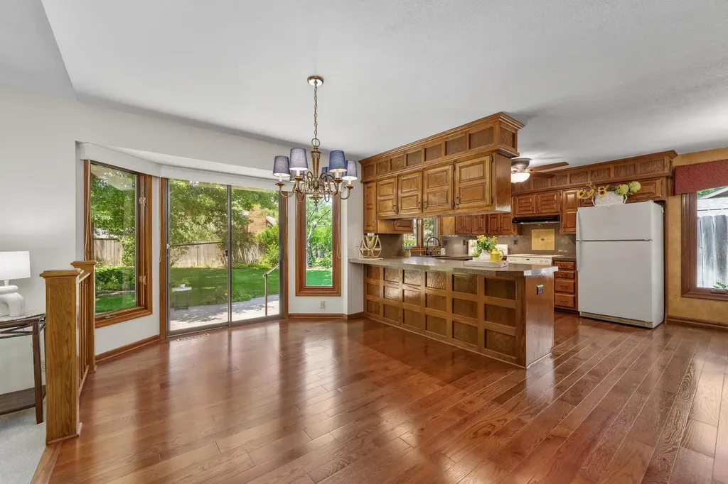 213 S Cardington Street Wichita KS 67209-4109