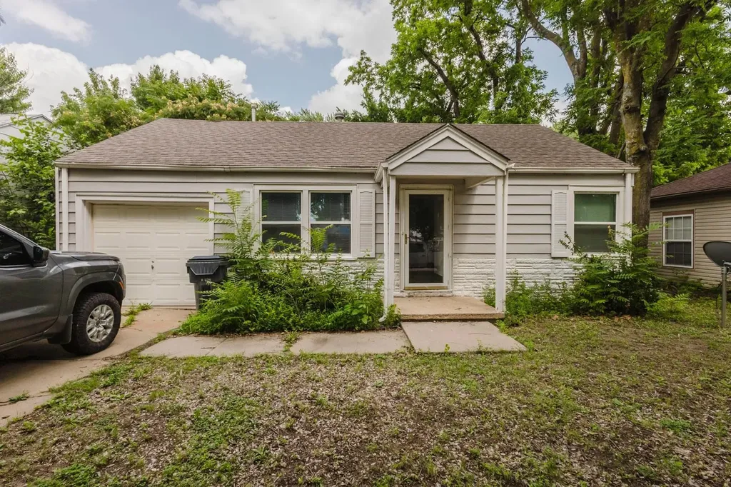 1724 S Volutsia Wichita KS 67211