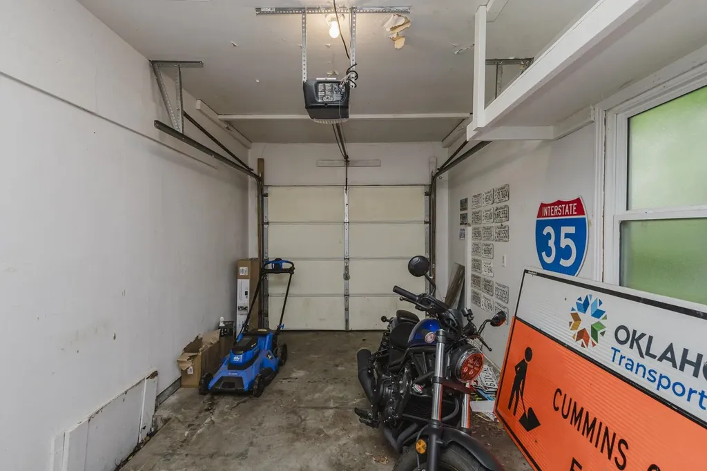 1724 S Volutsia Wichita KS 67211