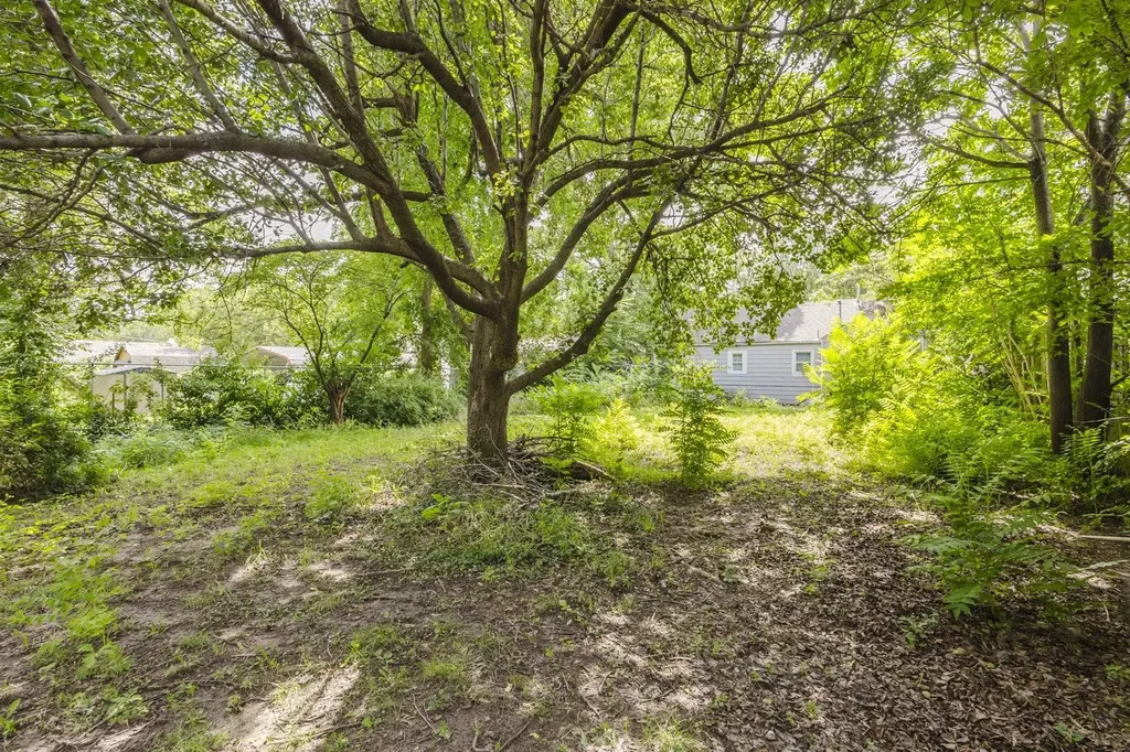 1724 S Volutsia Wichita KS 67211