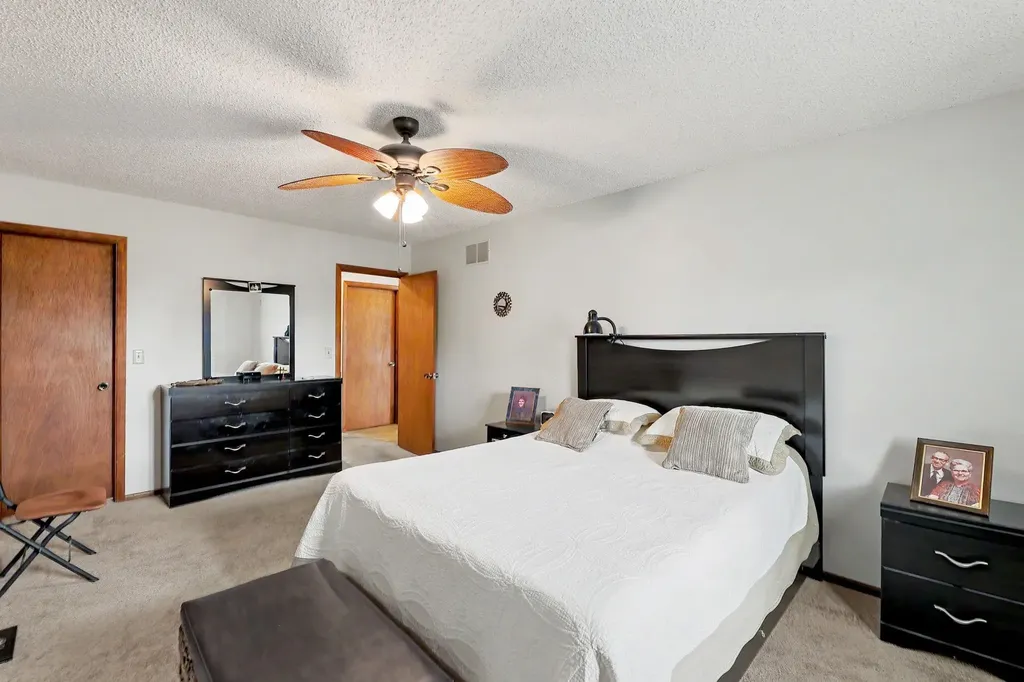 1700-1704 N Fairway Drive Augusta KS 67010
