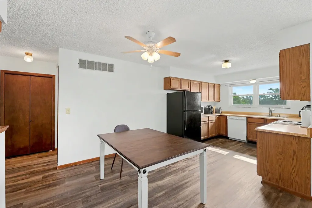 1700-1704 N Fairway Drive Augusta KS 67010
