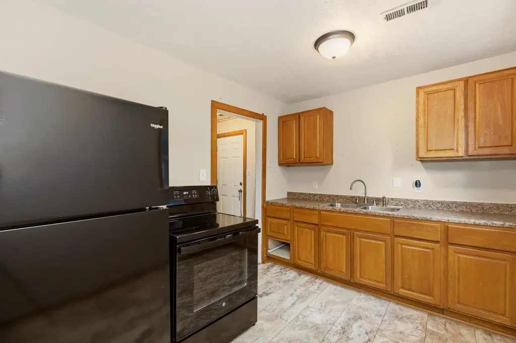 1232 N Pennsylvania Wichita KS 67214