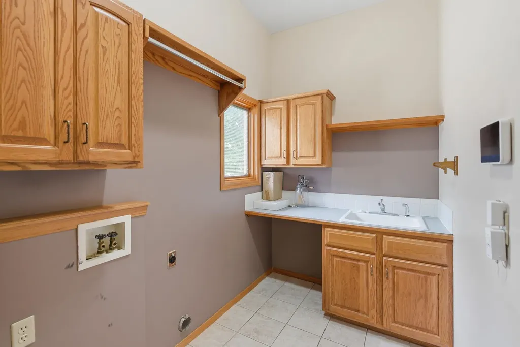 328 Campus Court North Newton KS 67117