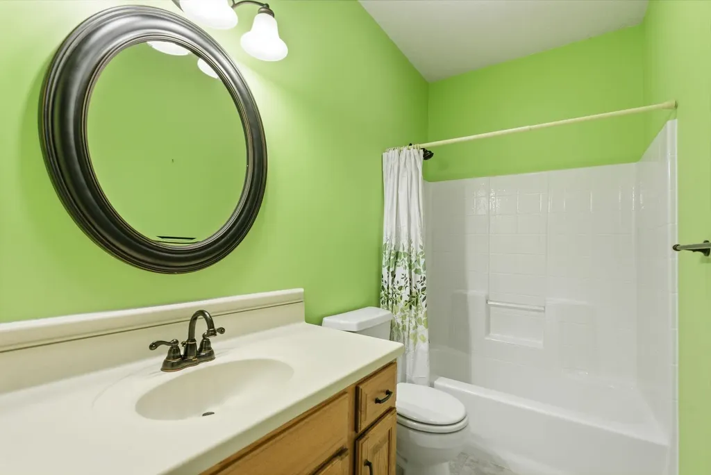 328 Campus Court North Newton KS 67117