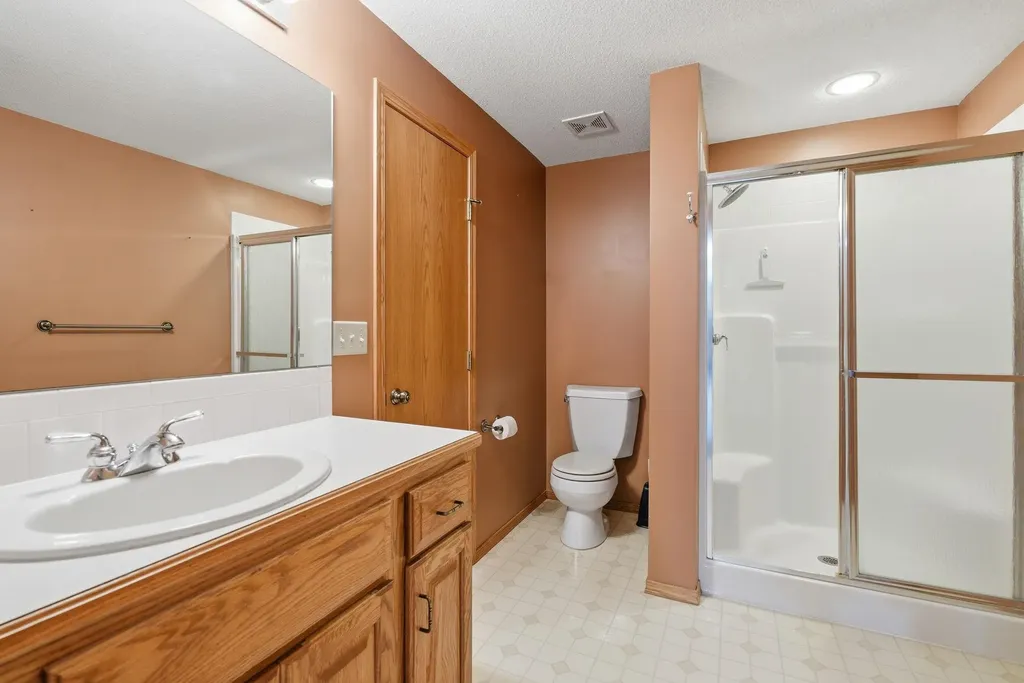 328 Campus Court North Newton KS 67117