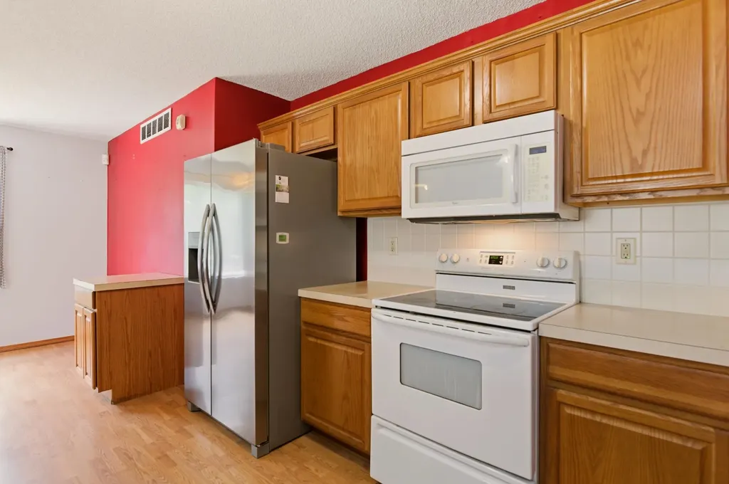 2304 N Lakeway Circle Wichita KS 67205