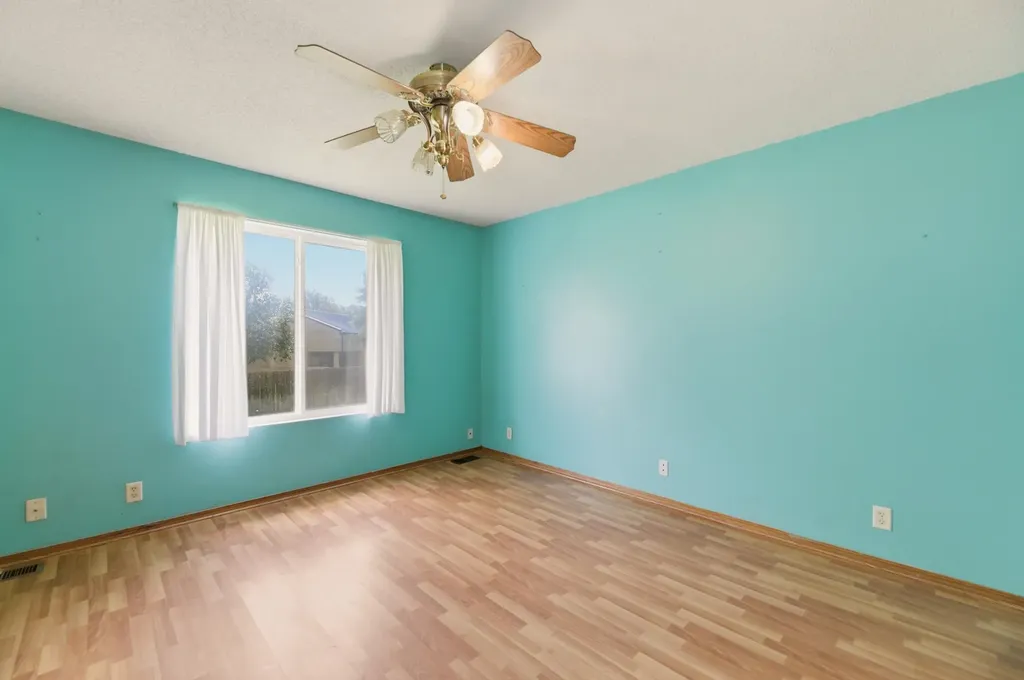 2304 N Lakeway Circle Wichita KS 67205
