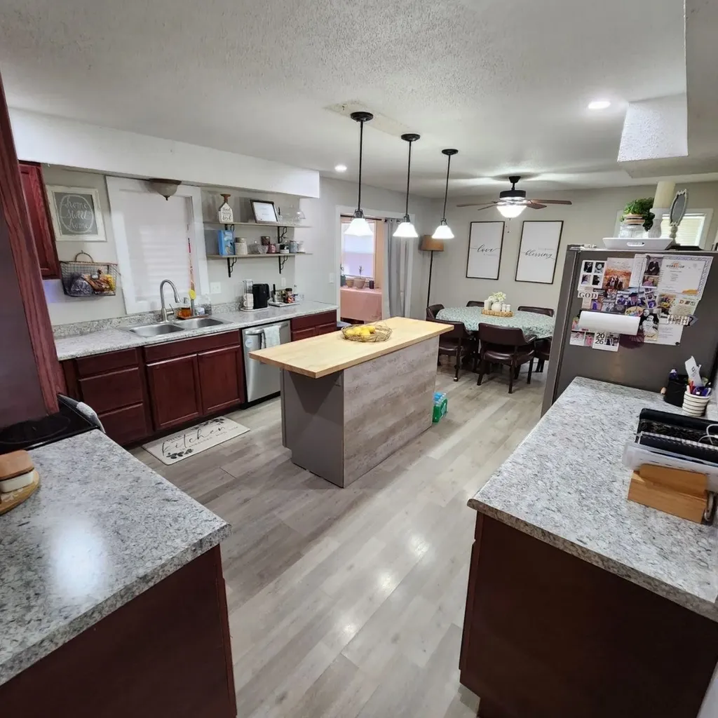 501 S Mount Carmel Avenue Wichita KS 67213-2311