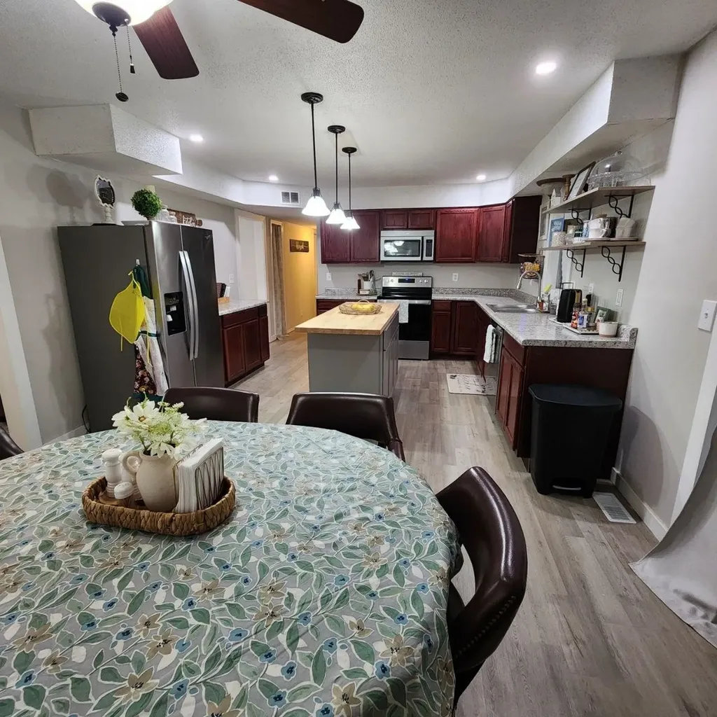 501 S Mount Carmel Avenue Wichita KS 67213-2311