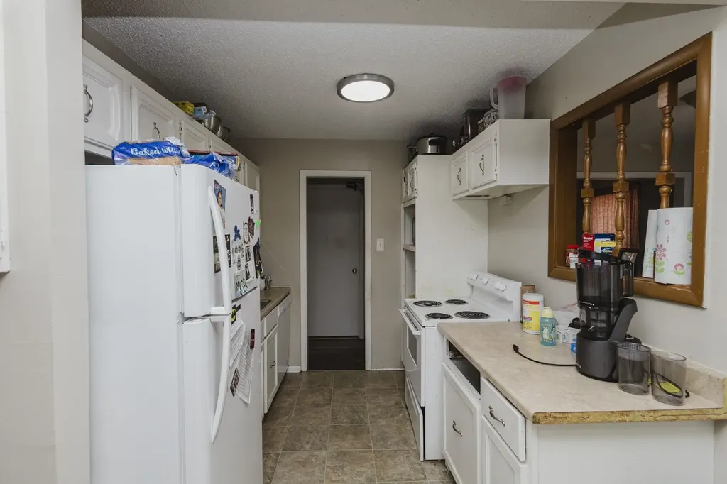 808 N Oliver Avenue Wichita KS 67208