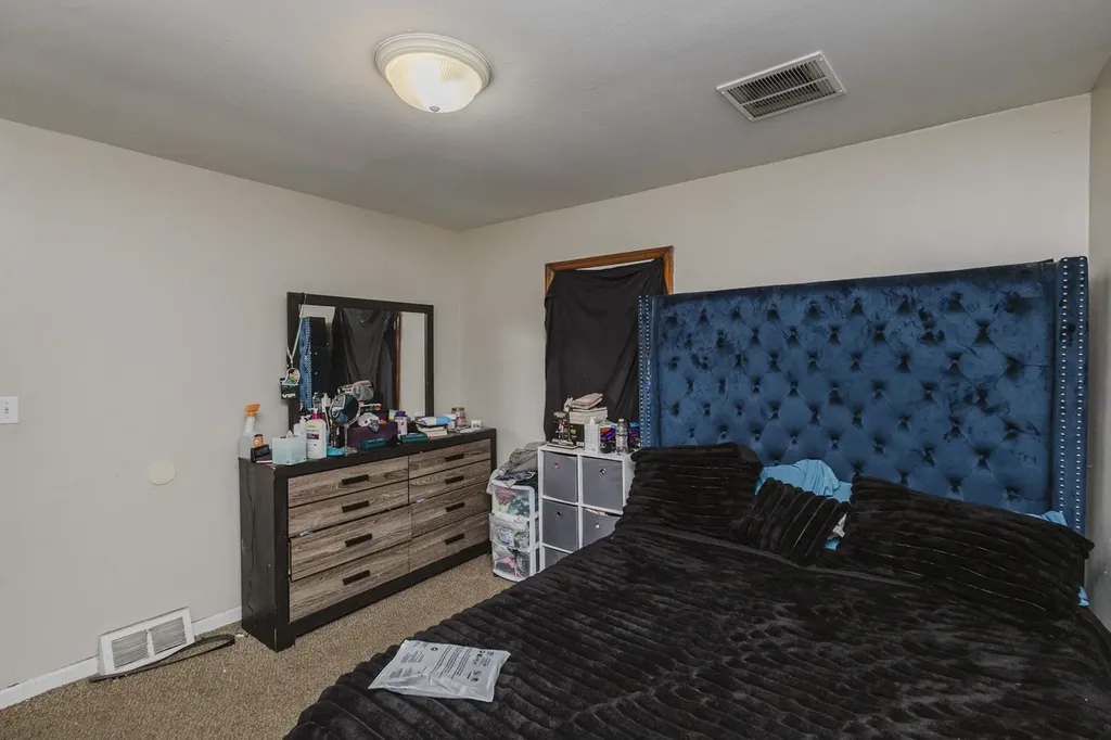 808 N Oliver Avenue Wichita KS 67208