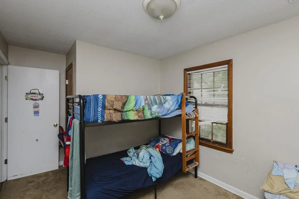 808 N Oliver Avenue Wichita KS 67208