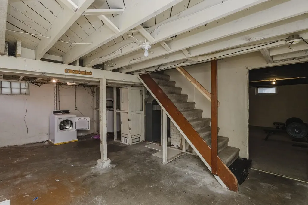 808 N Oliver Avenue Wichita KS 67208