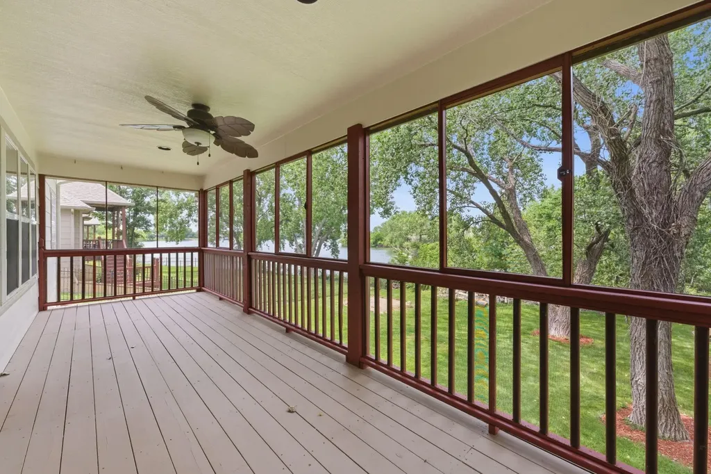 2553 N Hazelwood Street Wichita KS 67205