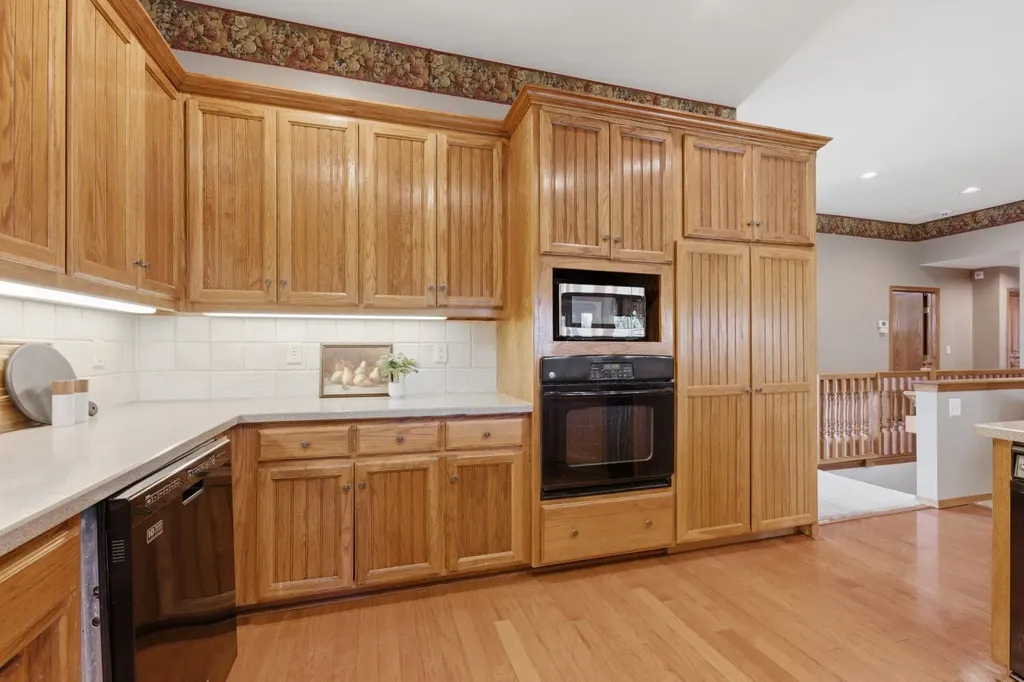2553 N Hazelwood Street Wichita KS 67205