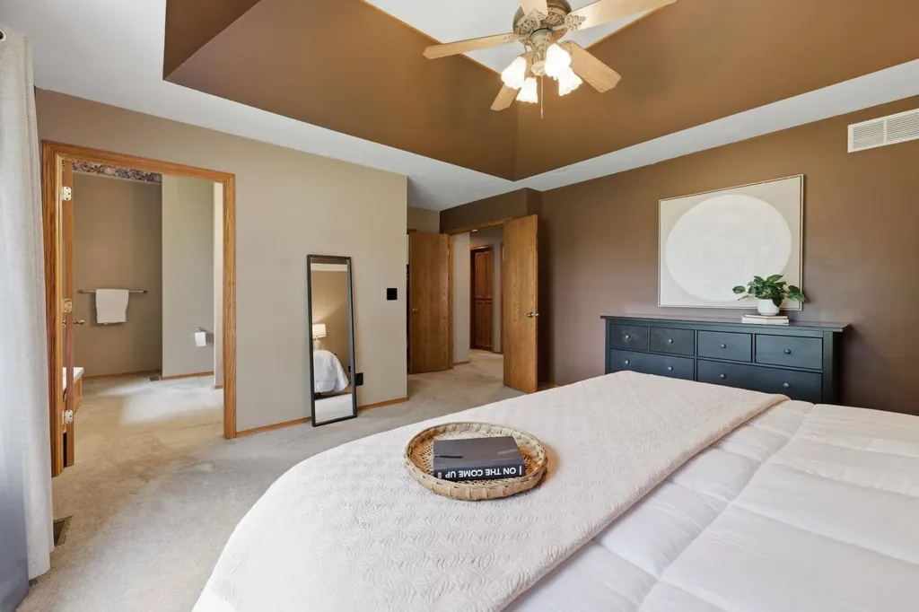 2553 N Hazelwood Street Wichita KS 67205
