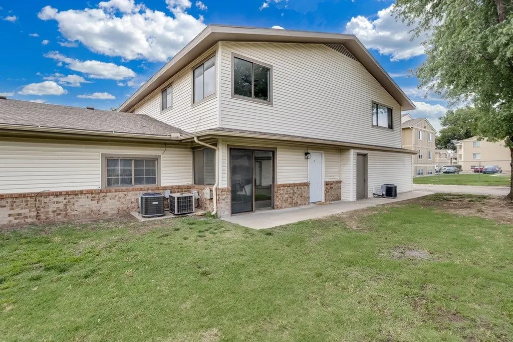 8700 W University Wichita KS 67209