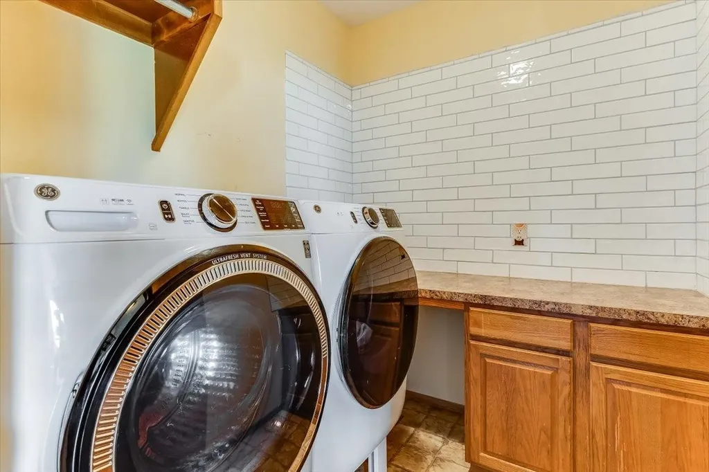 8015 S Butterfly Court Clearwater KS 67026-8572