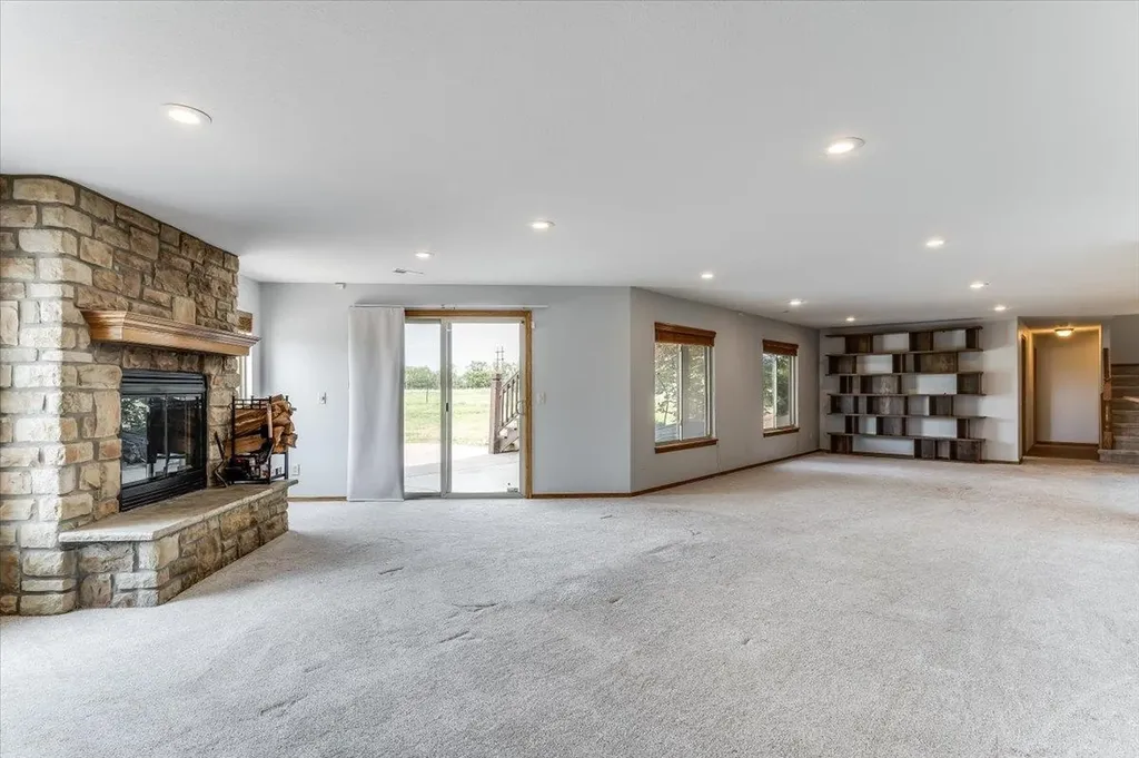 8015 S Butterfly Court Clearwater KS 67026-8572