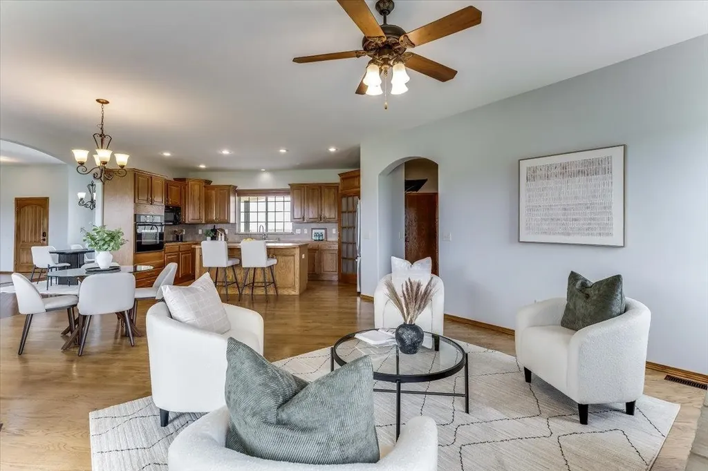 8015 S Butterfly Court Clearwater KS 67026-8572
