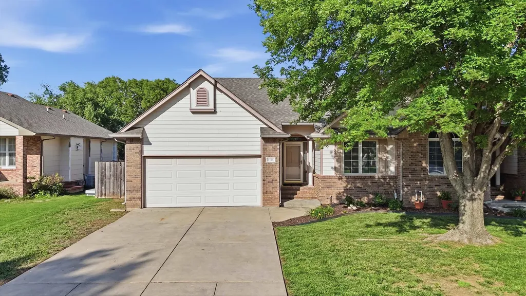 1114 N Fontenelle Drive Derby KS 67037-7913