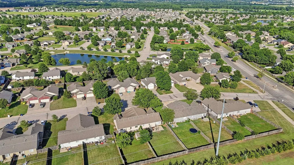 1114 N Fontenelle Drive Derby KS 67037-7913