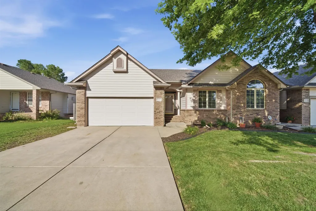 1114 N Fontenelle Drive Derby KS 67037-7913