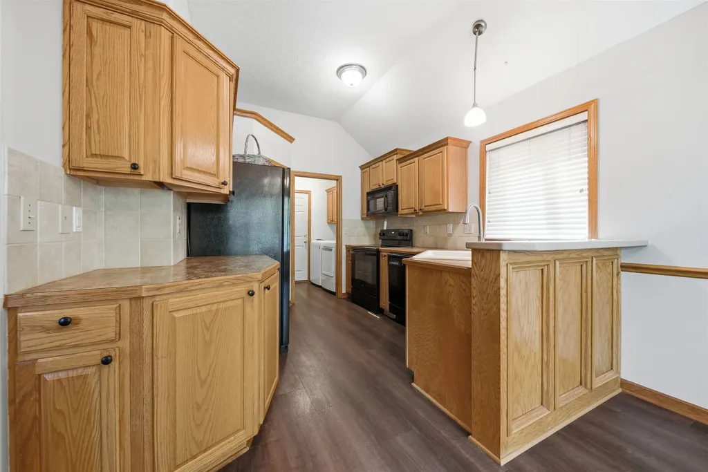 1114 N Fontenelle Drive Derby KS 67037-7913