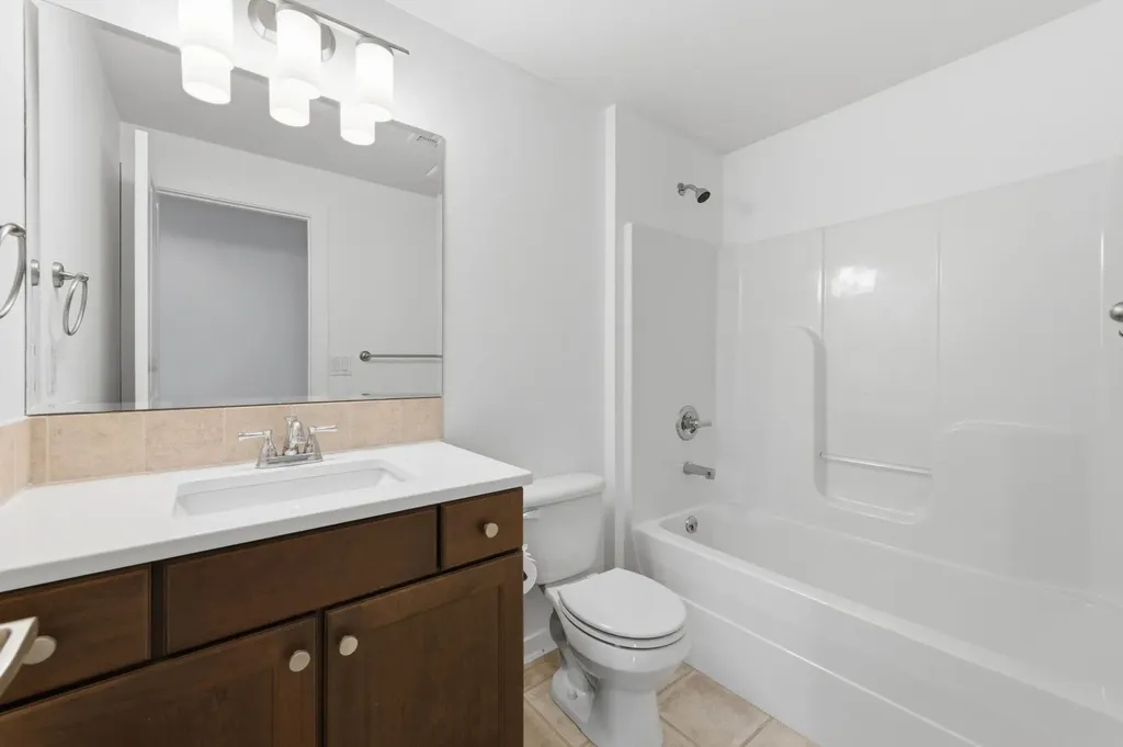 11202 W Mark Randal Wichita KS 67205