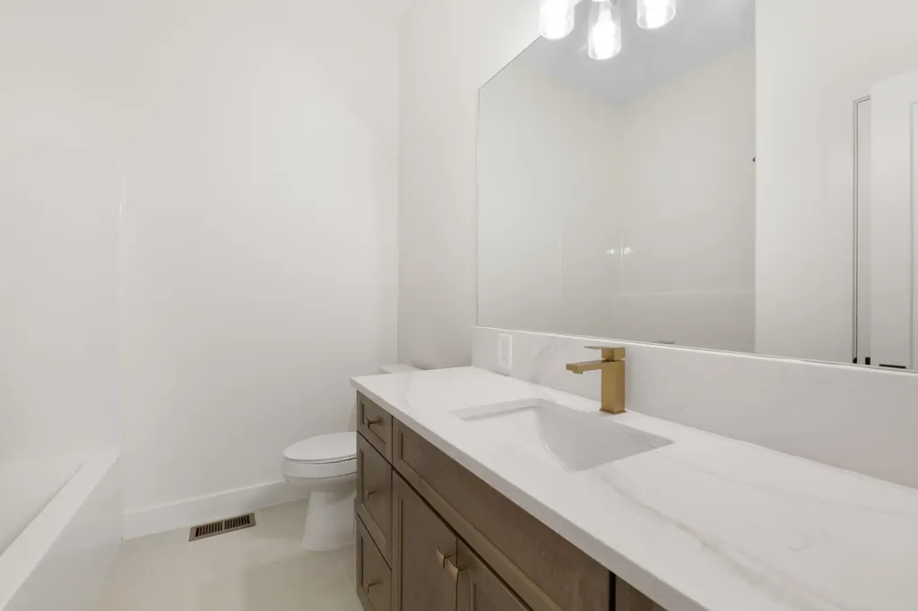 1203 E Maywood Court Wichita KS 67216