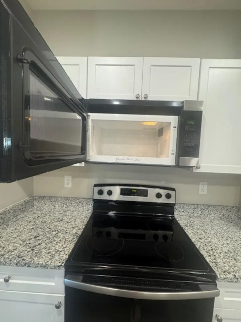 5196 N Honeylocust Wichita KS 67226