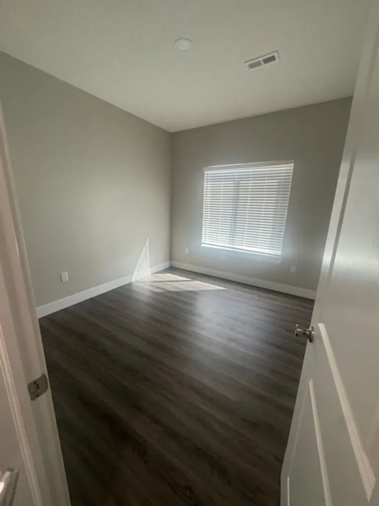 5196 N Honeylocust Wichita KS 67226