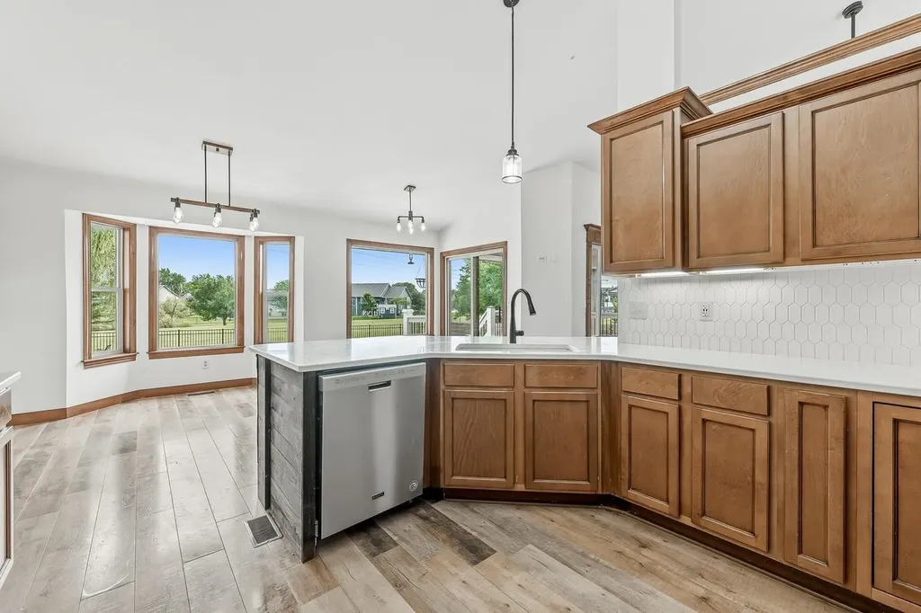 710 W Gatewood Lane Andover KS 67002