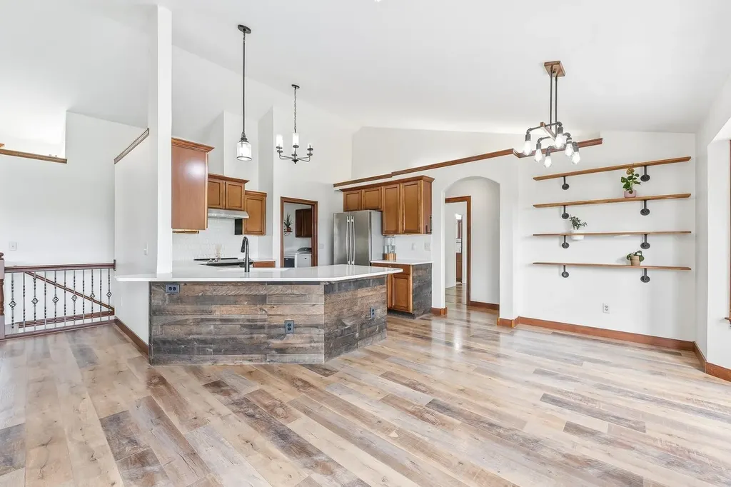 710 W Gatewood Lane Andover KS 67002