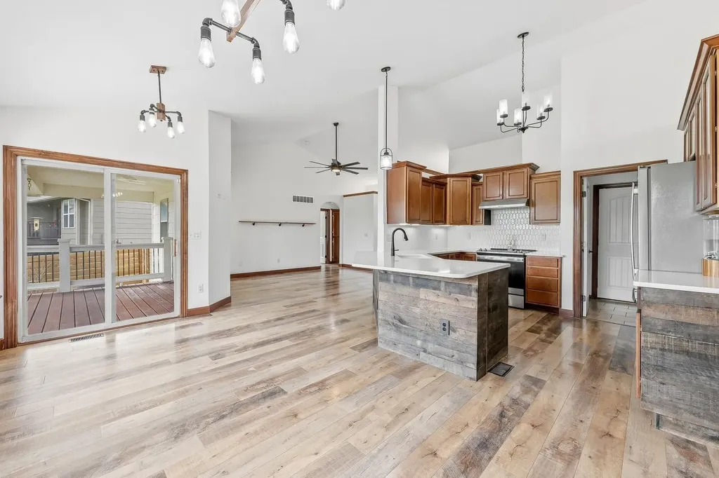 710 W Gatewood Lane Andover KS 67002