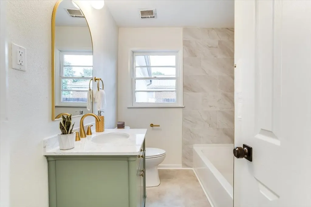 1238 N Derby Avenue Derby KS 67037